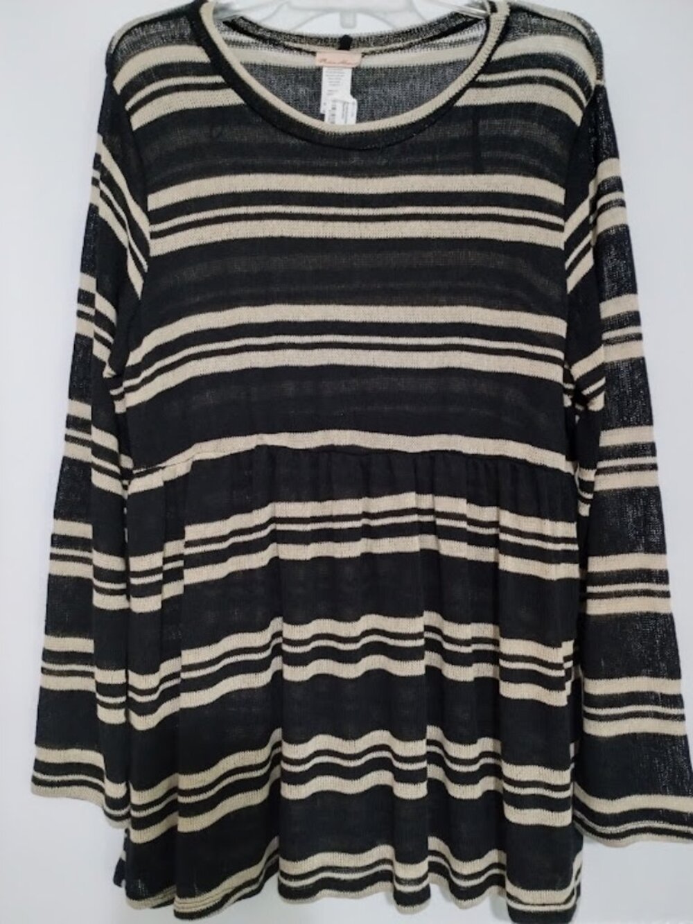 Women's Stripe Knitted Top (Brand New Without Tag)
